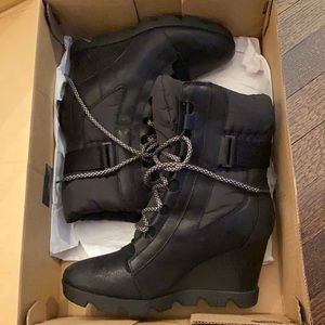 Sorel Joan uptown mid lace wedge boots